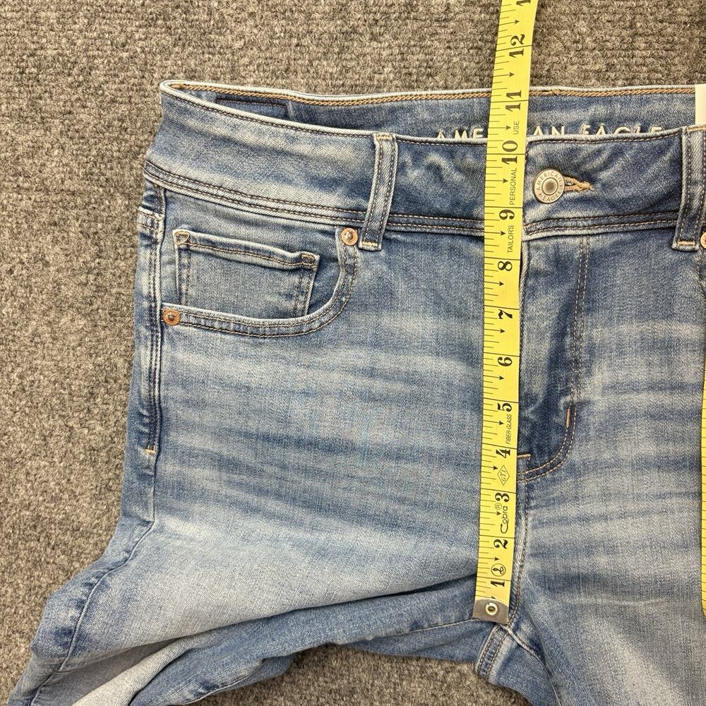 AE Low-Rise Kick Bootcut Jean NWT Women’s Size 12 Short - Picture 13 of 15